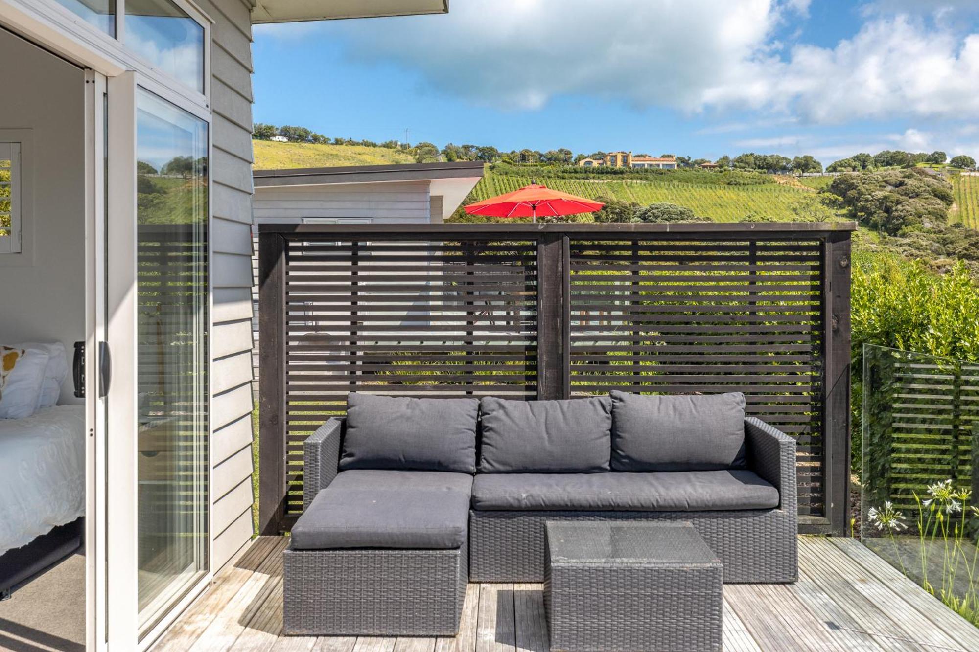 Te Whau Bach Apartments - Stay Waiheke Te Whau Bay Exterior photo